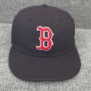 Boston Red Sox Hat Cap On Field Mens Fitted 7 1/8 Navy Blue MLB Baseball New Era